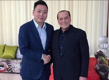 拉波尔塔在接受采访时表示将努力留住菲利克斯和坎塞洛，计划尽快展开谈判。